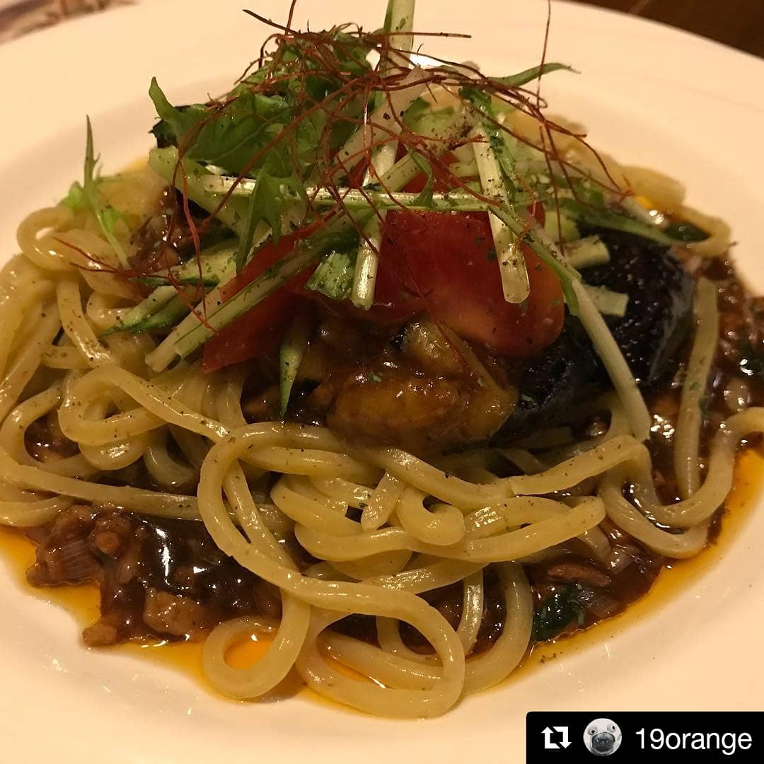 八幡浜のBAR　スモーキードラゴン