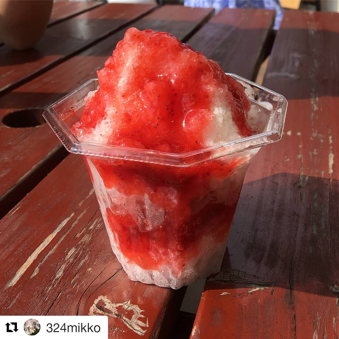 八幡浜のBAR　スモーキードラゴン